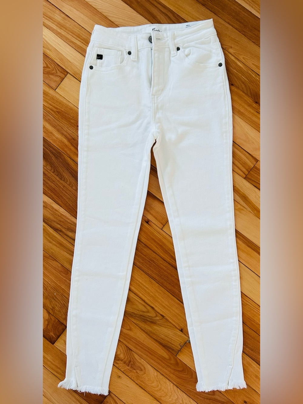 Kancan white high-rise skinny jeans size 24